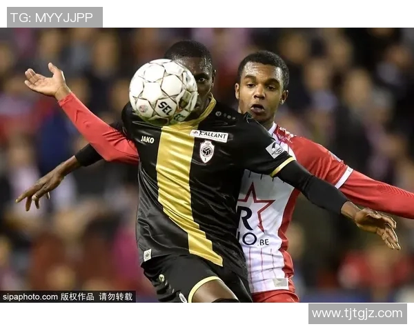 穆斯克龙与科特赖克的巅峰对决揭示足球战术与团队协作的奥秘